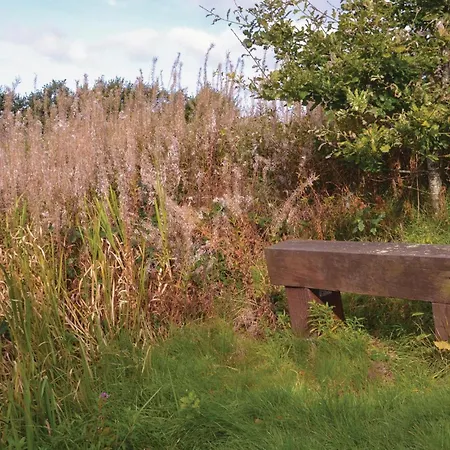 2 Bedroom Cozy In Prázdninový dům